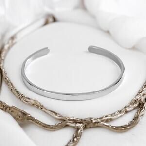New 18k white gold plated open bangle bracelet cuff jewelry B29A